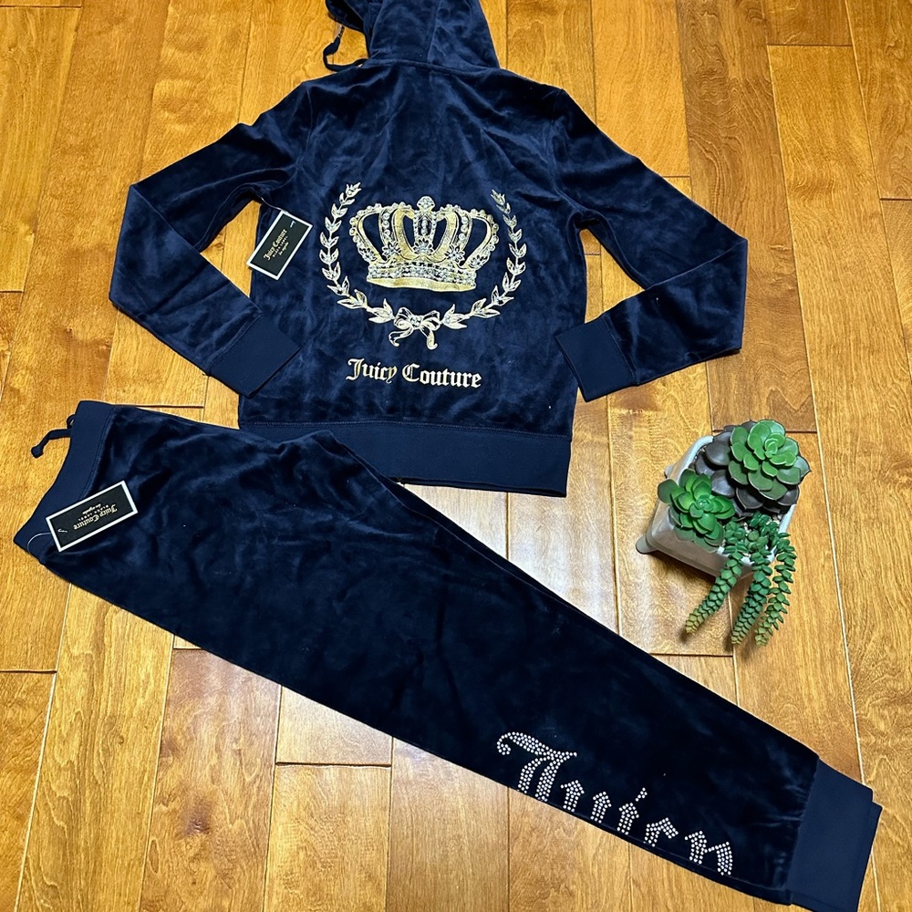 Juicy couture crystals pant & velour hoodie